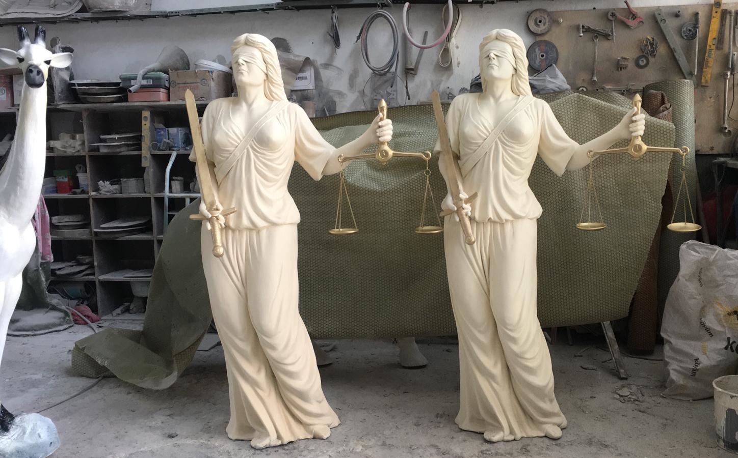 adalet kadın: fiber en.60 boy.110 yüks.185 ağr.30