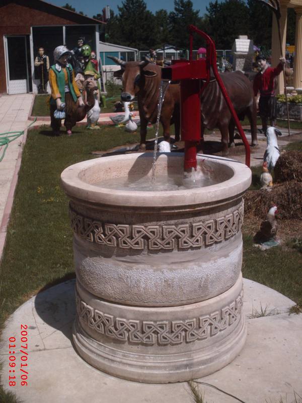 Tulumba Kuyulu Havuz;Beton (En:90Boy:90Yüks:150Ağr:750)