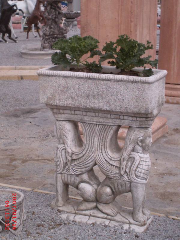 Sfenks Çiçeklik;Beton (En:30Boy:85Yüks:90Ağr:150)