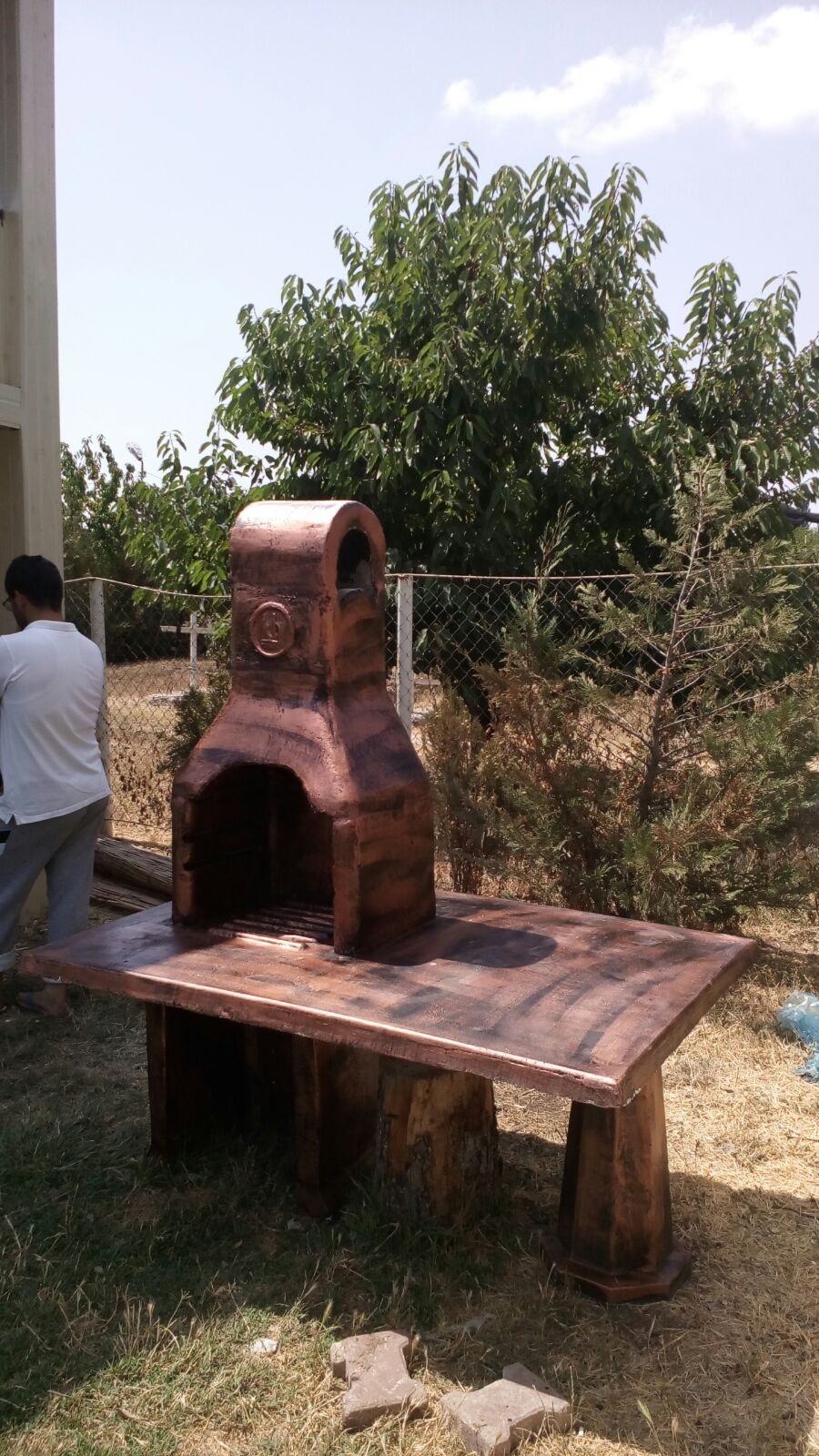yemek masalı barbekü: en.155 boy.105 yüks.185 ağr.350