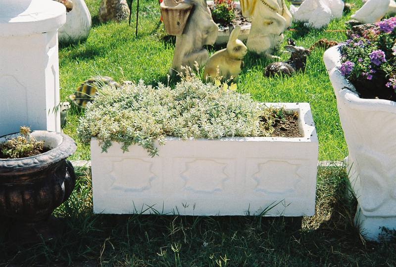 Oymalı Çiçeklik;Beton (En:33Boy:73Yüks:30Ağr:55)