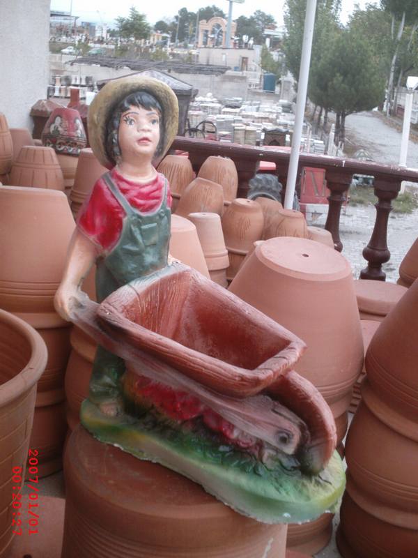 Arabalı Çocuk;Alçı Boyalı (En:23Boy:40Yüks:45Ağr:2)