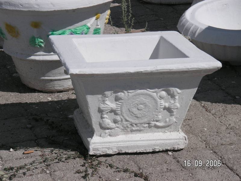 Koçbaş Çiçeklik;Beton (En:35Boy:35Yüks:25Ağr:10)