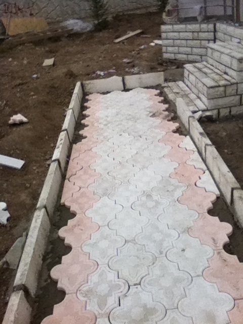 zambak zemin taşı; beton en.22 boy.27 yüks.3 ağr.20