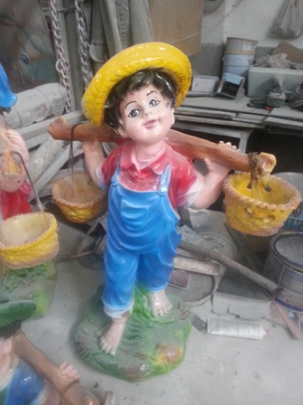 oduncu küfeli alçı boyalı en:20 boy:40 yük:50 yük:2
