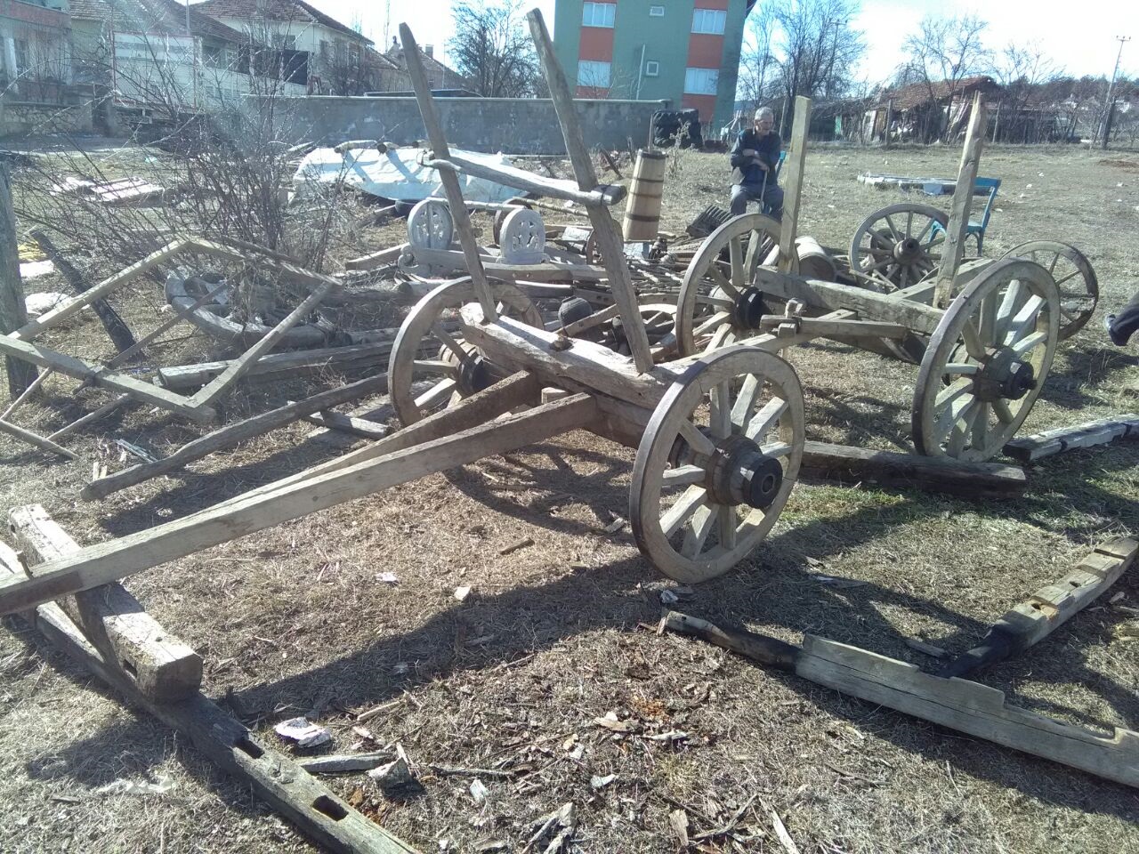kağnı büyük: ahşap en.2 boy.7 yüks.165 ağr.50