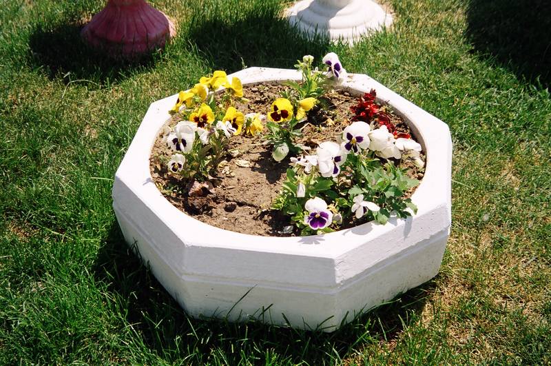 Sekizgen Küçük Çiç;Beton (En:75Boy:75Yüks:26Ağr:75)