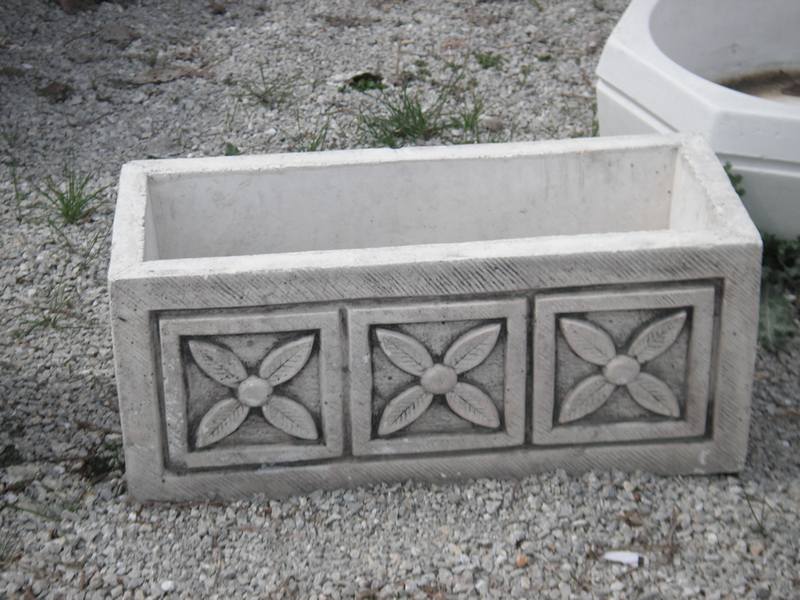 Çiçek Saksı;Beton (En:30Boy:70Yüks:30Ağr:80)