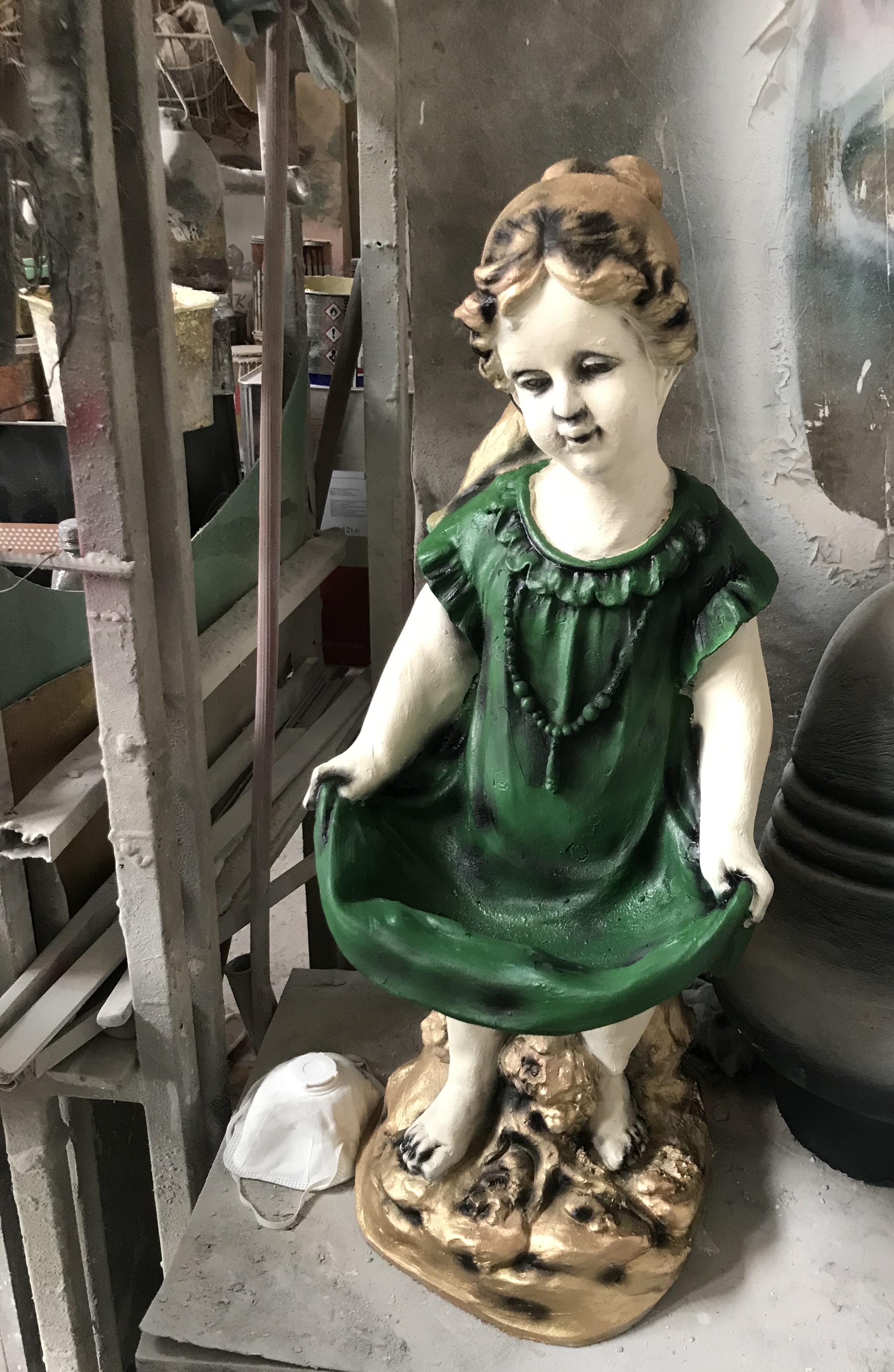 büyük çarşaflı kız poly en.30.boy.30.yük.65.agr.5