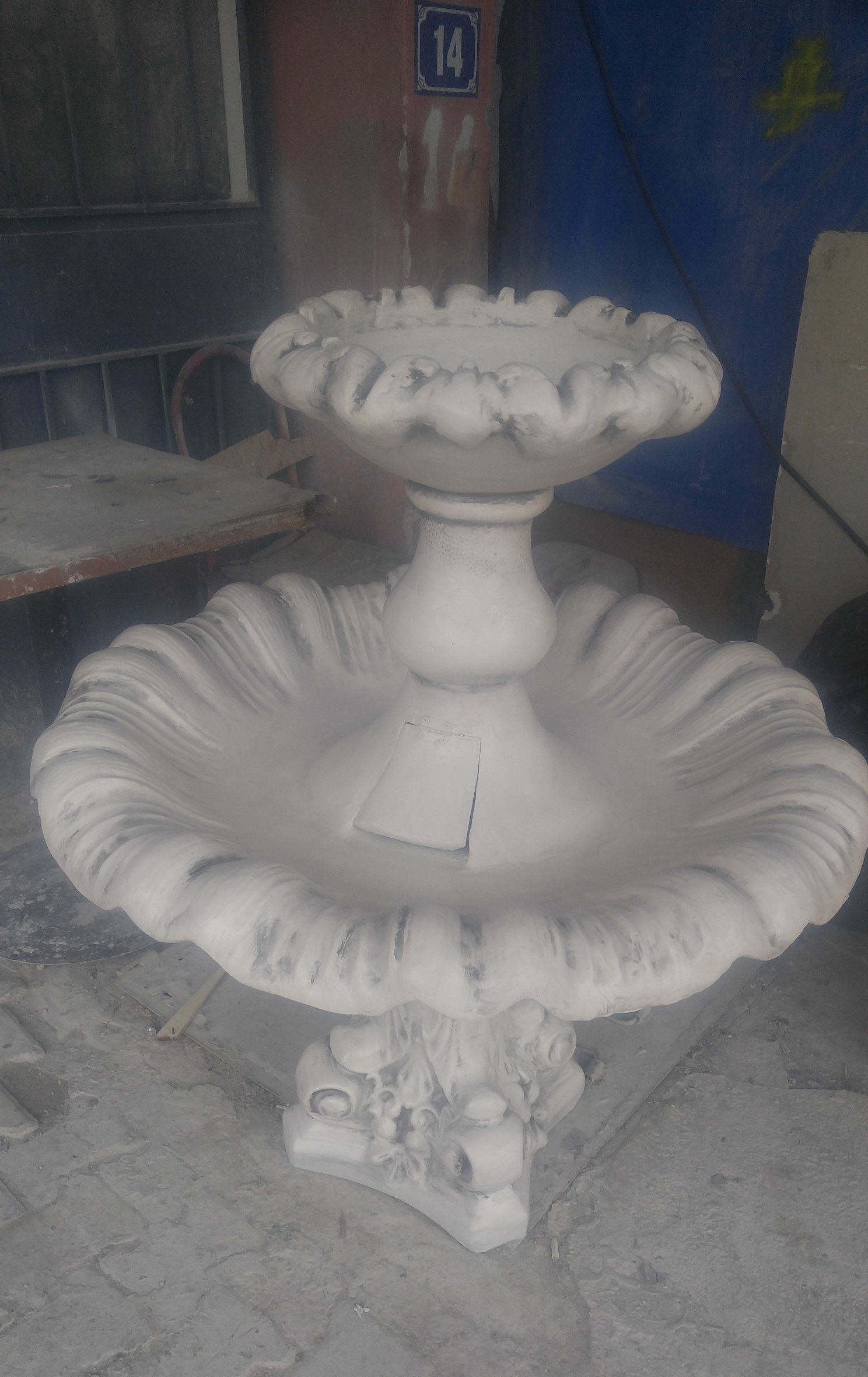 meridyen havuz: beton en.100 boy.100 yüks.120 ağr.150
