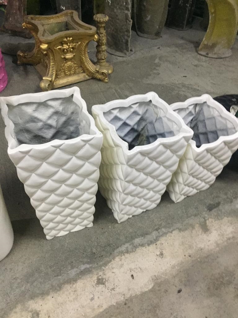 kareli çiçeklik: fiber en.32 boy.32 yüks.70