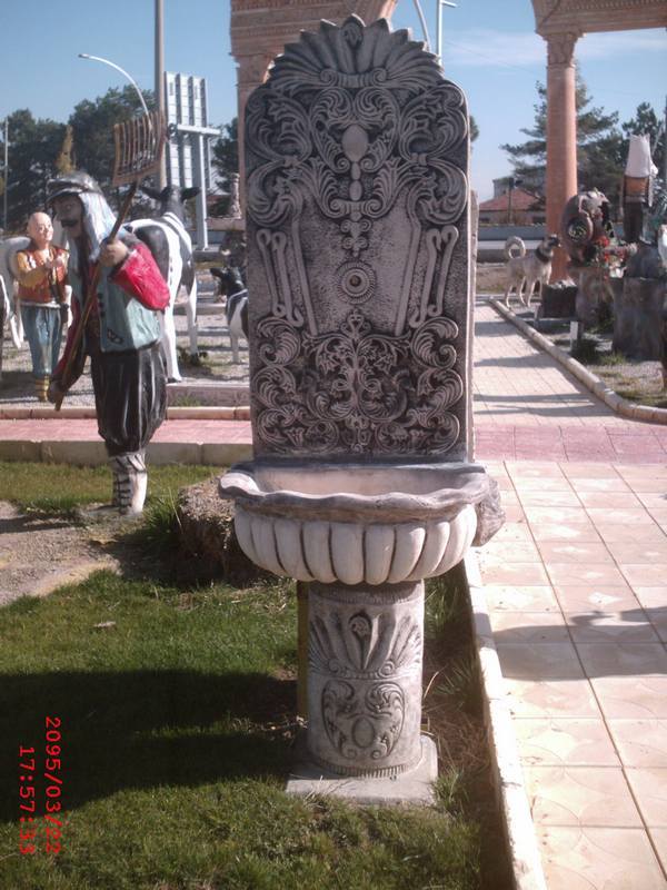 Tavuskuşlu Çeşme;Beton (En:70Boy:54Yüks:200Ağr:285)