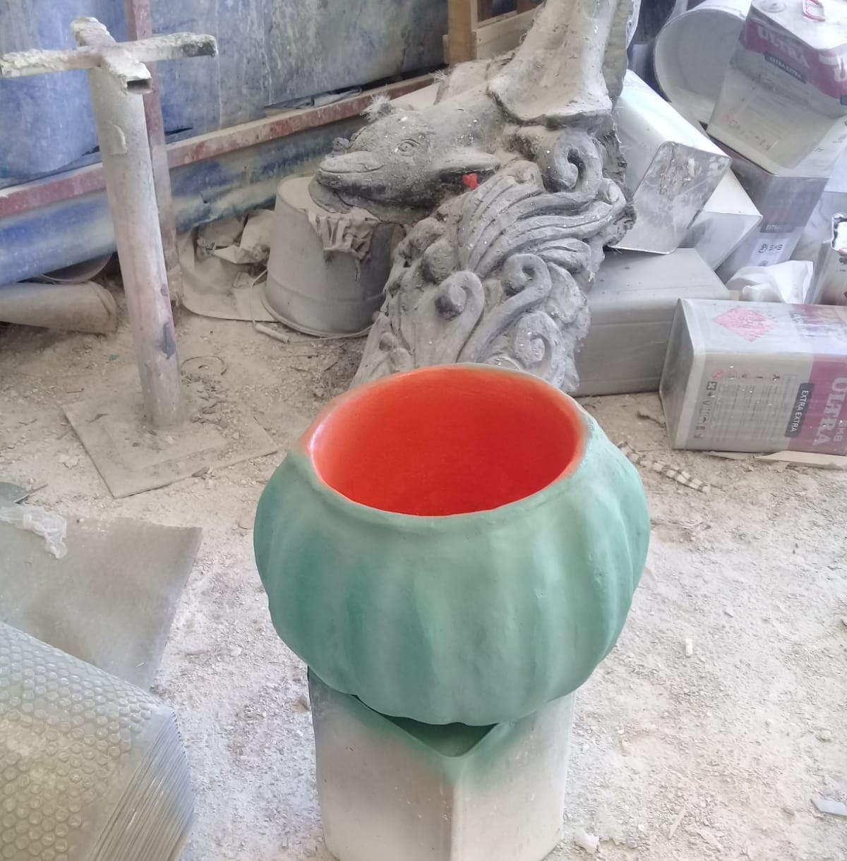 kabak saksı: beton en.40 boy.40 yüks.33 ağr.30