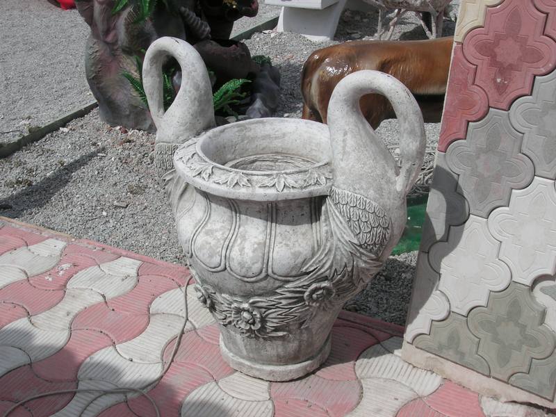 Kuğulu Çiçeklik;Beton (En:50Boy:85Yüks:90Ağr:180)