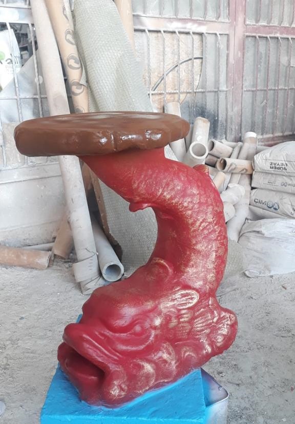 kaya balığı sehpa: beton en.45 boy.25 yüks.50 ağr.45