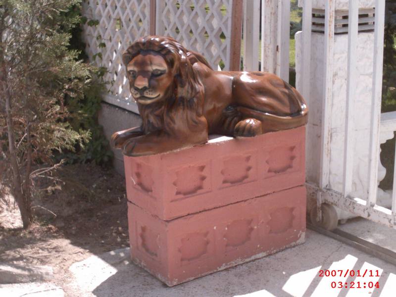 Yatan Aslan; Beton (En:30Boy:90Yüks:45Ağr:100)
