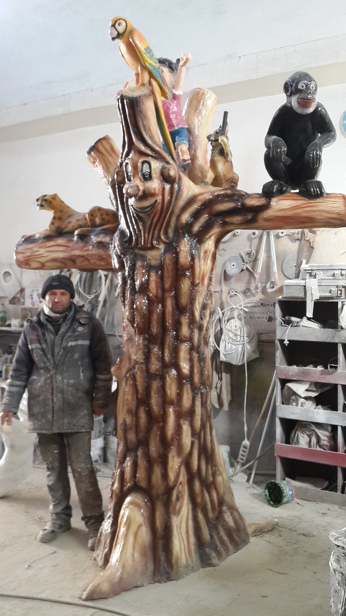 kaplanlı ağaç: fiber en.140 boy.240 yüks.330 ağr.40