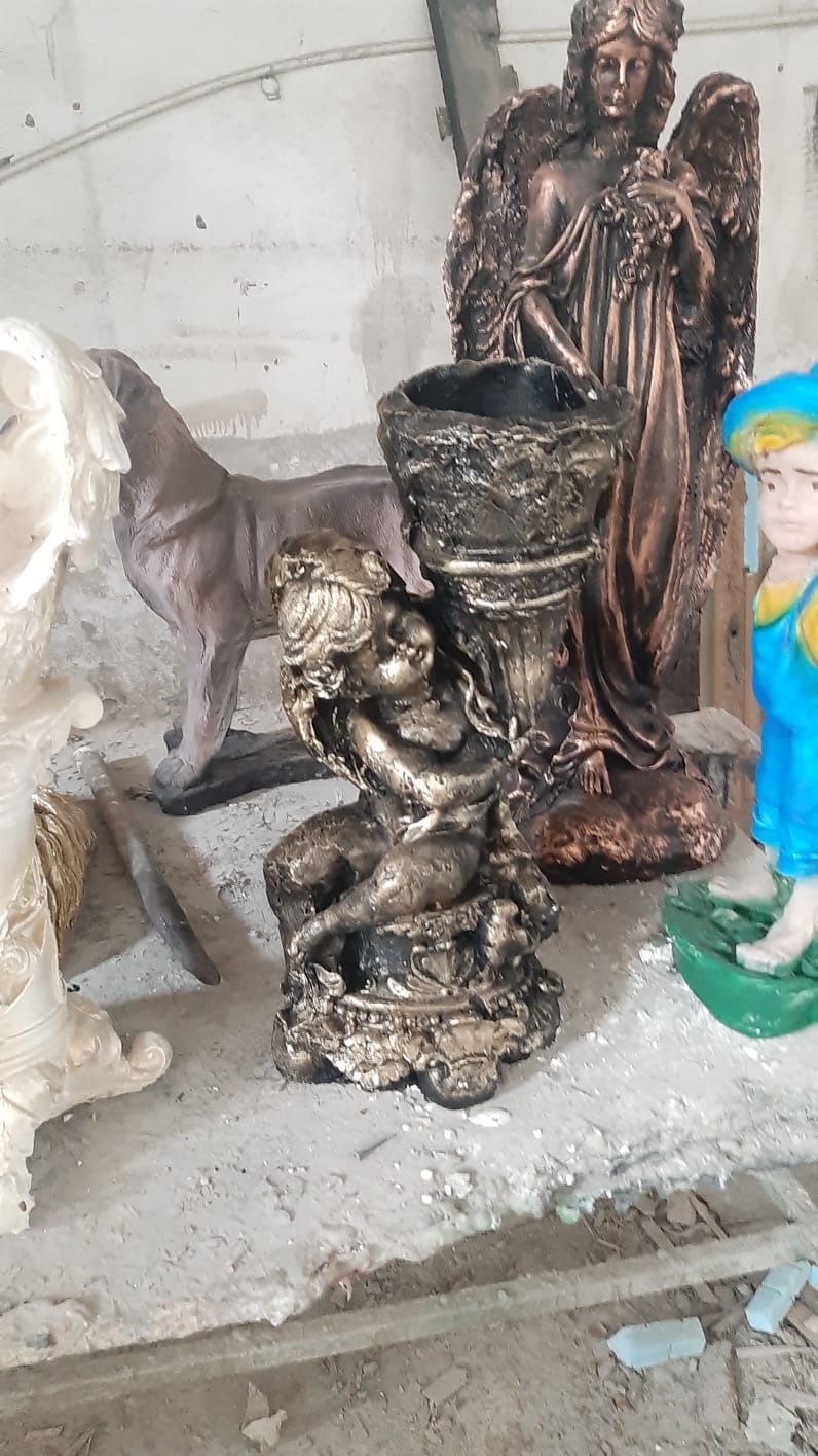 saksılı melek: alb en.23 boy.30 yüks.50 ağr.3
