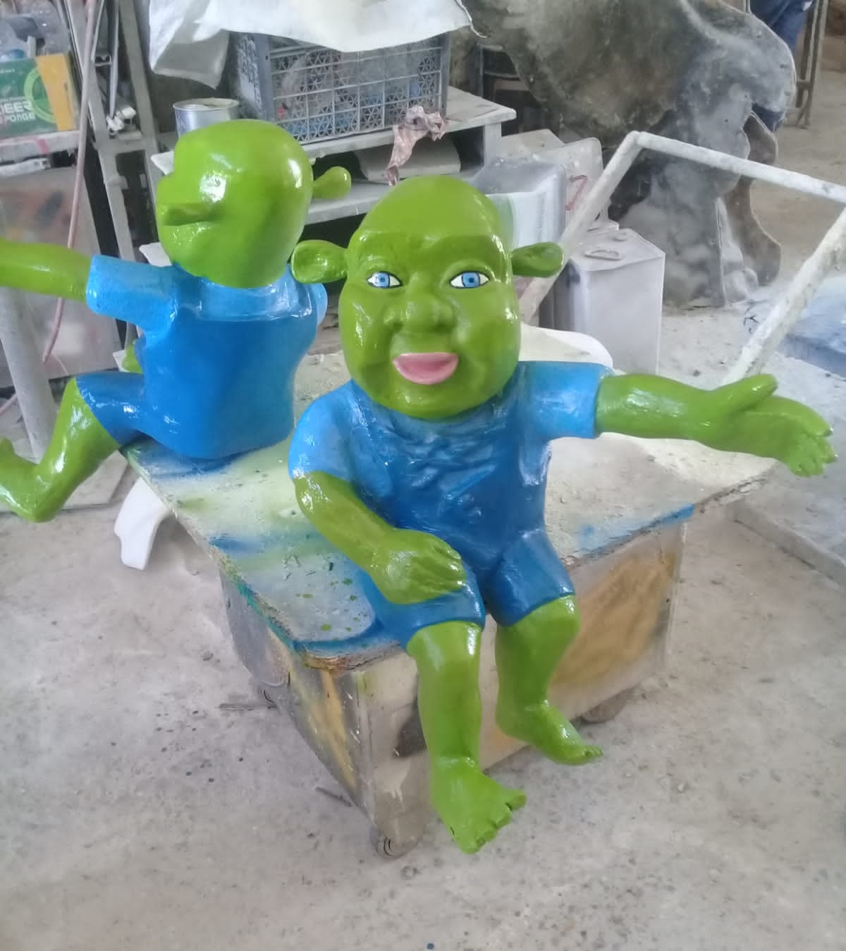 shrek erkek çocuk:fiber en.45 boy.40 yüks.65 ağr.4