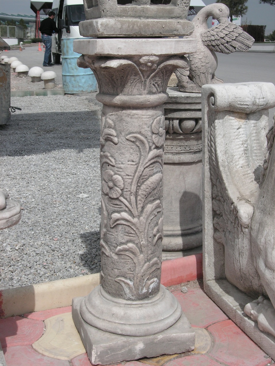 arajman; beton en.30 boy.30 yüks.80 ağr.60