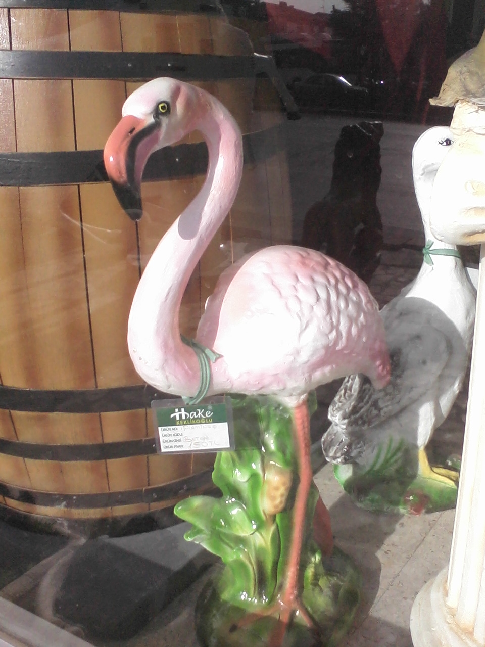 hayvan heykeli flamingo heykel flamingo kulu;beton en.25 boy.30 yüks.85 ağr.20