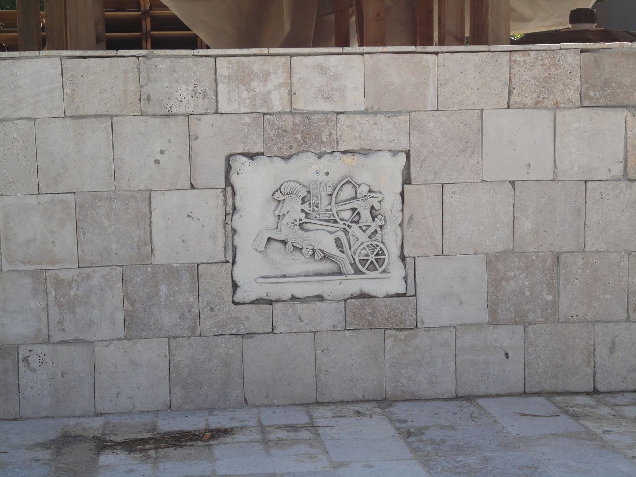 mısır savaşçıları; beton en.2 boy.30 yüks.37 ağr.3