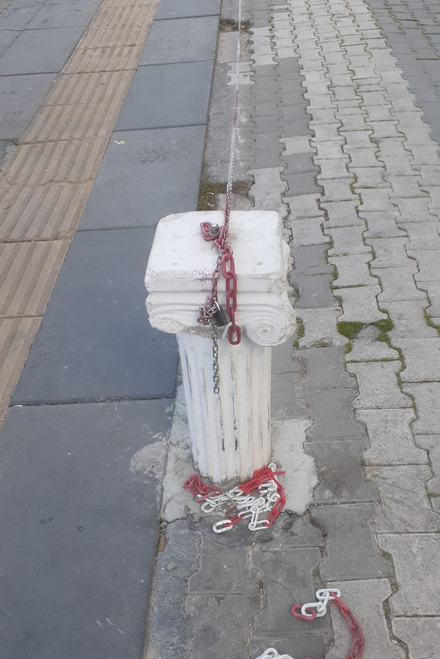 koçbaş kaide: beton en.25 boy.30 yüks.80 ağr.40