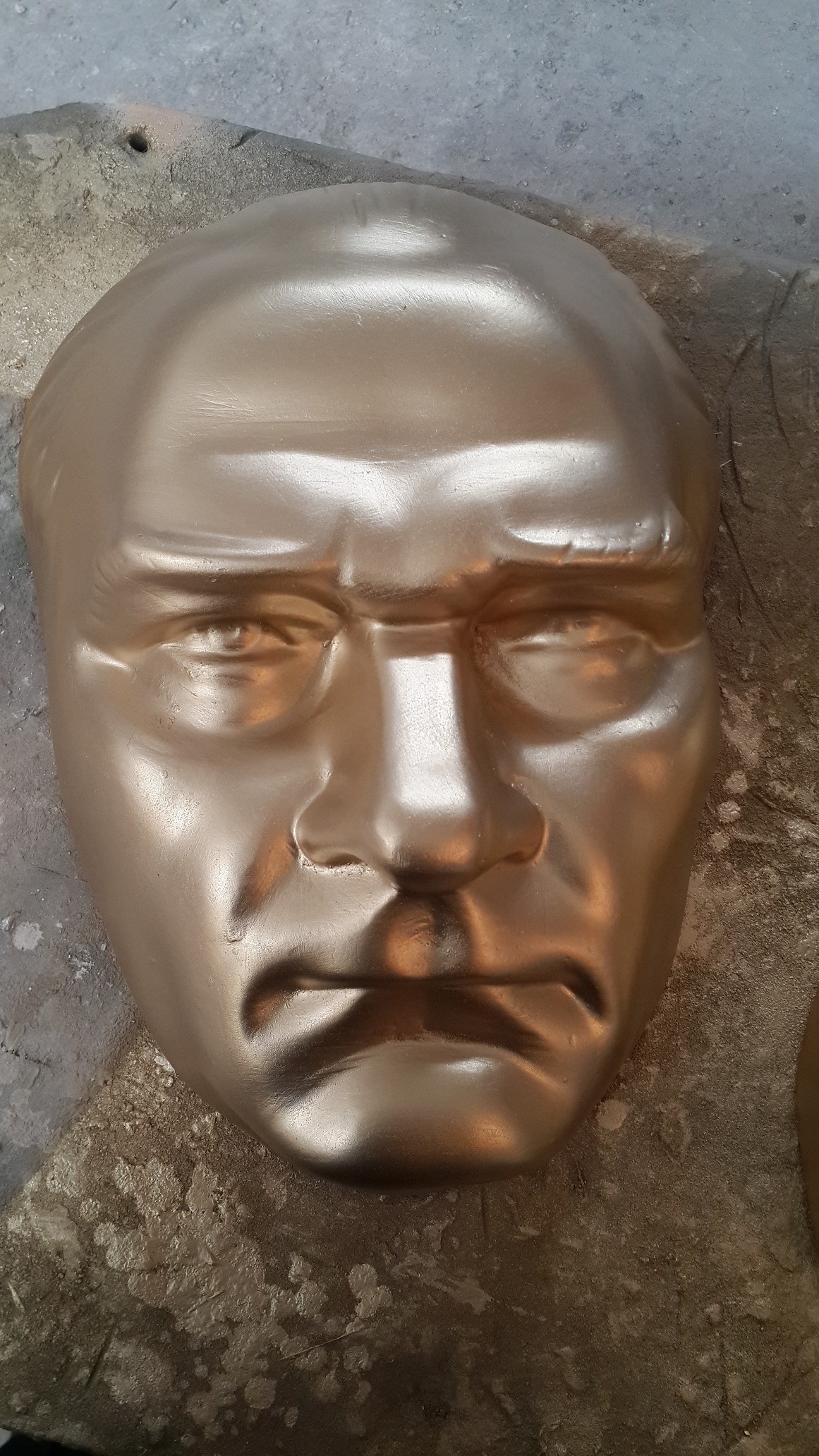 atatürk büst: promit  en.15 boy.32 yüks.48 ağr.1