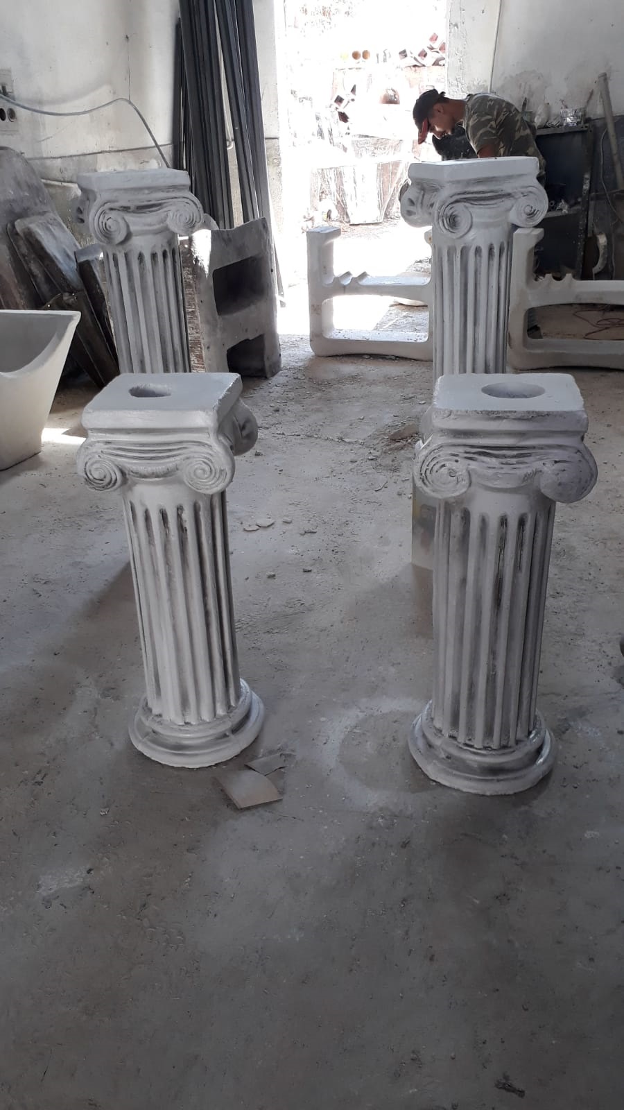 koçbaş kaide: beton en.25 boy.30 yüks.80 ağr.40