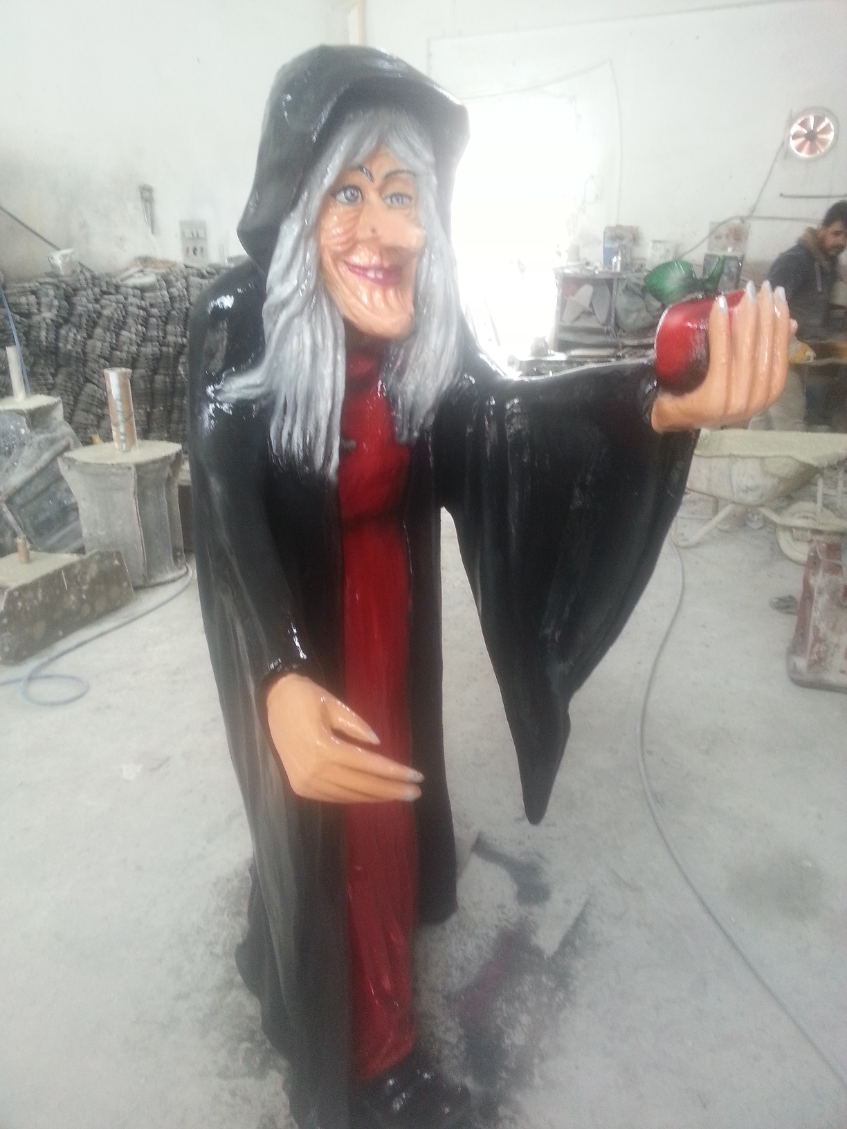 cadı: fiber en.110 boy.165 yüks.175 ağr.30