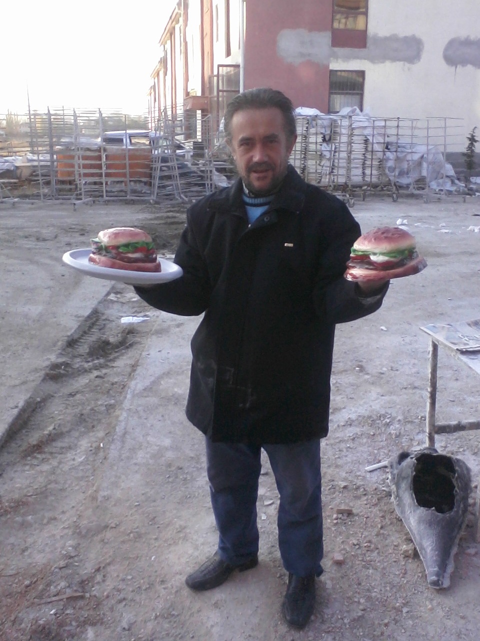 hamburger; fiber en.18 boy.18 yüks.10 ağr.1