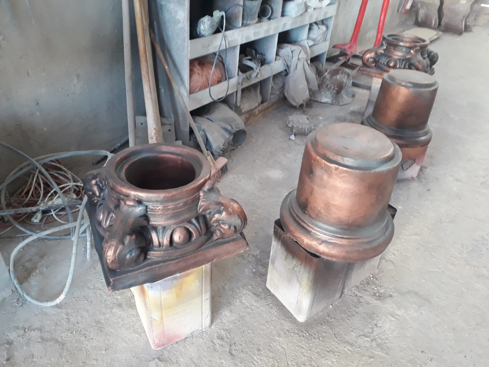 korinth küçük kaide: beton en.45 boy.45 yüks.70 ağr.150